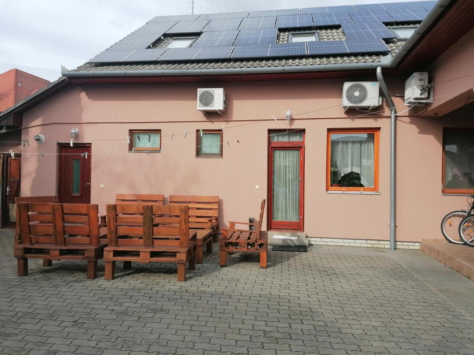 Iglodi Panzio Hotel Kunszentmárton Exterior photo